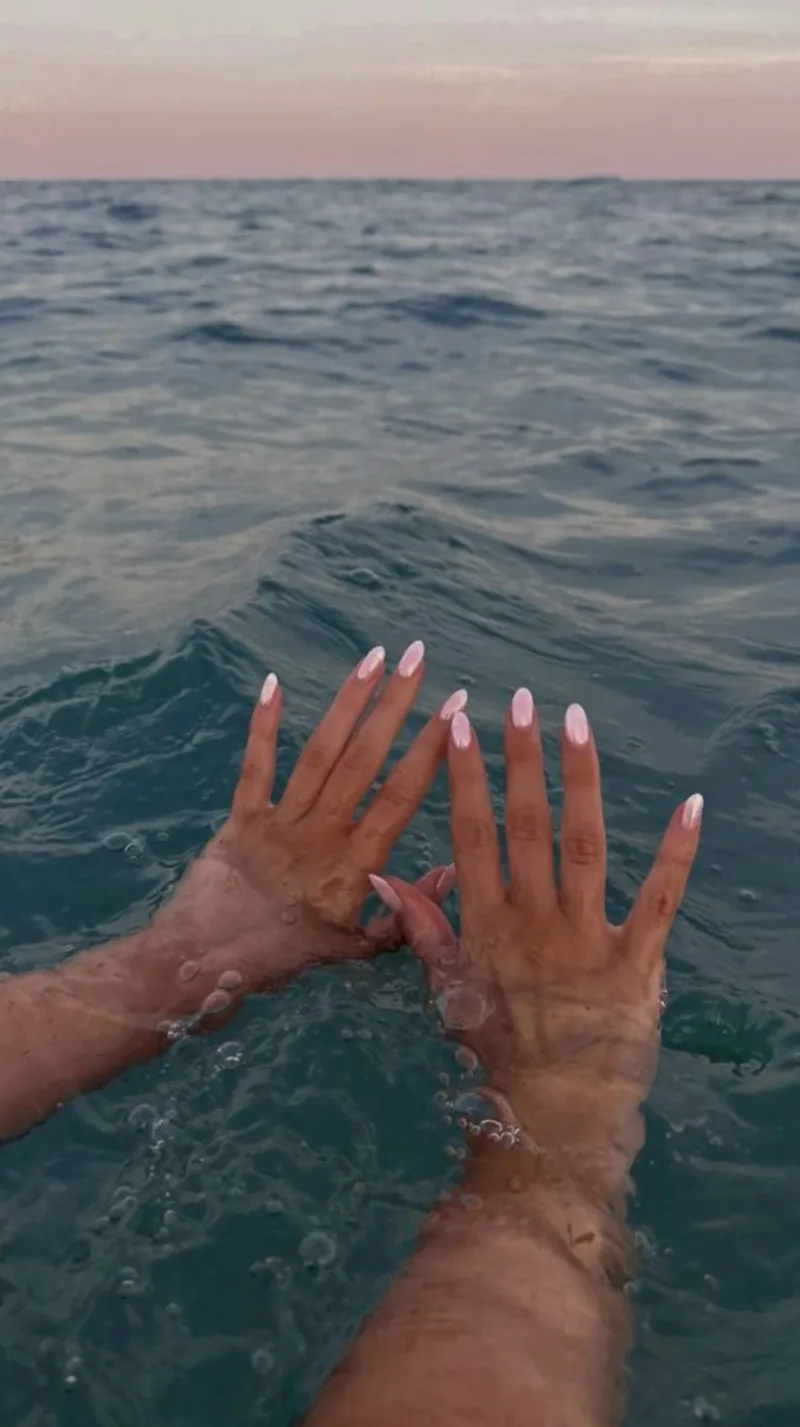 Simple Beach Nails 2026: Easy Ideas for Your Next Vacation