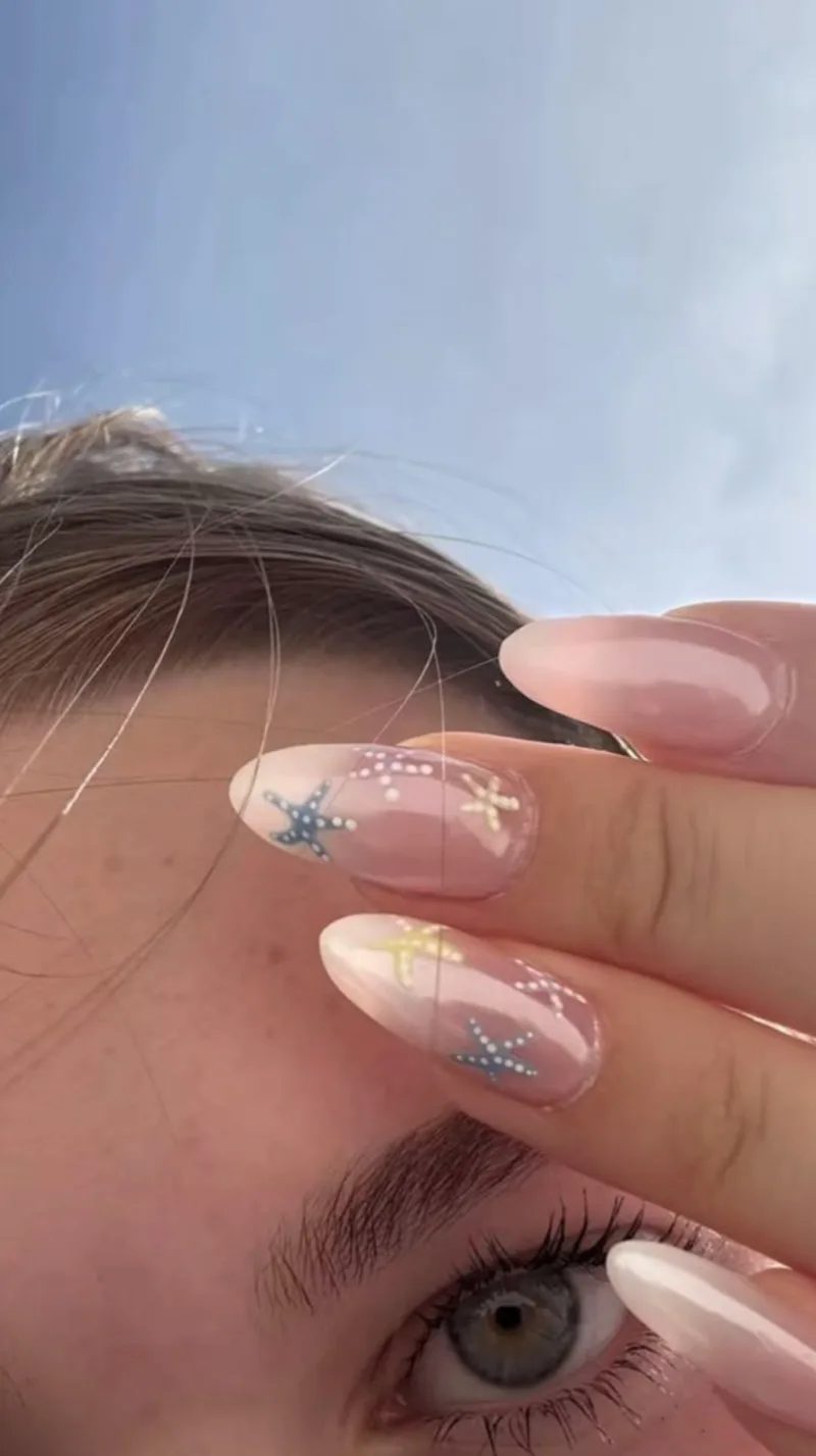 Simple Beach Nails 2026: Easy Ideas for Your Next Vacation